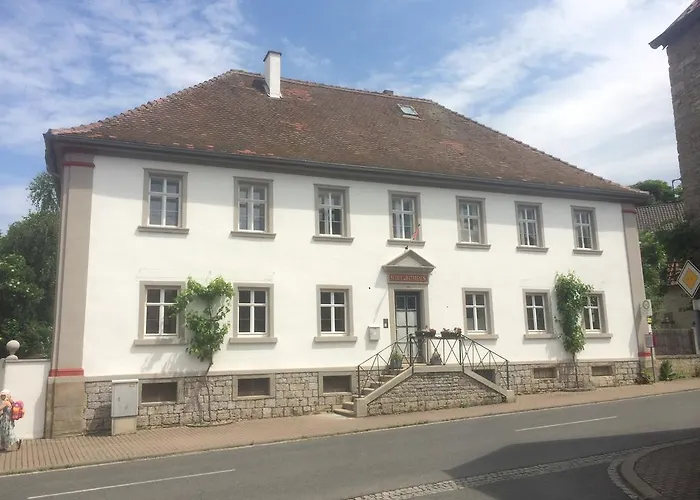 Ferienwohnungen im SCHUL&RATHHAUS Obervolkach