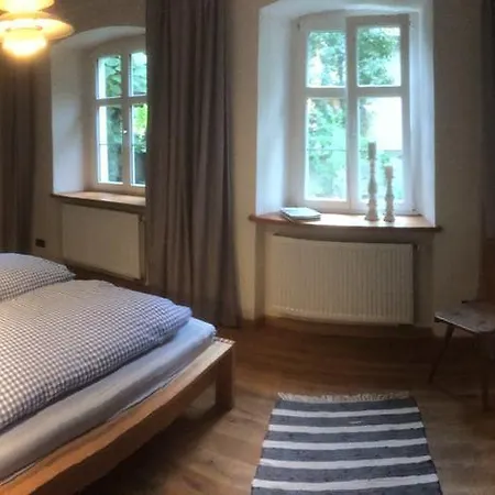 Ferienwohnungen Im Schul & Rathhaus Obervolkach Buitenkant foto